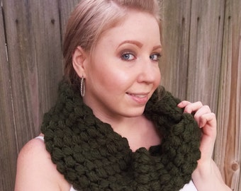 Crochet Green Scarf - Army Green Circle Scarf - Crochet Cowl for Women - Hunter Green Infinity Scarf - Green Oversized Scarf
