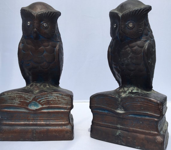 Items similar to Ceramic owl bookends on Etsy