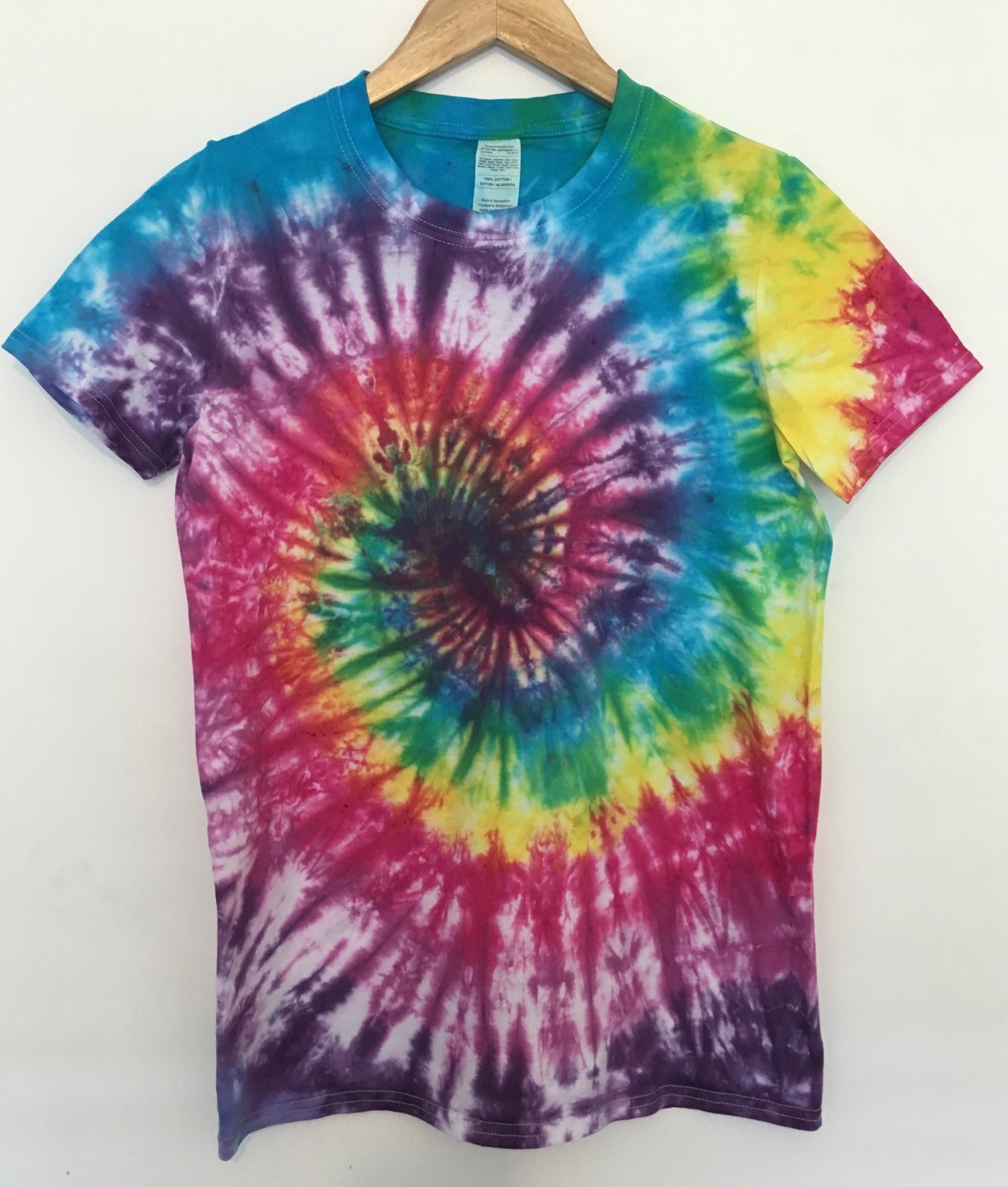 Bright Rainbow Multicoloured Swirl Tie Dye Tshirt Unisex