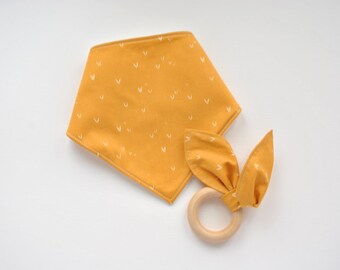 Unisex Bandana Bib and Maple Teething Ring. Ochre with 'Seedling' pattern. Teething Ring Set, Gift Set, Baby Gift.