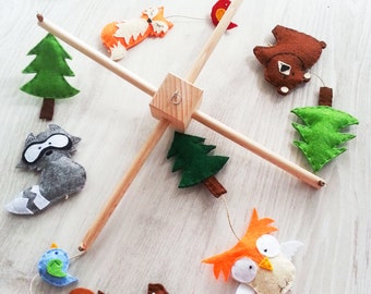 Pine Tree, Woodland Baby Mobile, Handmade Mobile, Baby Crib Mobile, Nursery Decoration, Hanging Baby Mobile, Owl, Buck, Deer, Raccoon, Bear