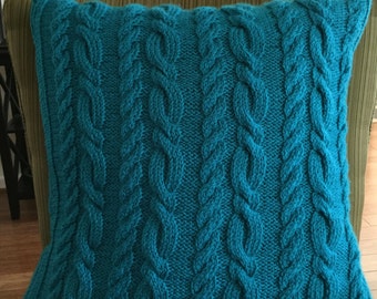 Comfy Double Cable Pillow