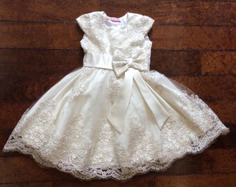 Onlmilana 7 8 Dress Surf The Web Aop White Flower