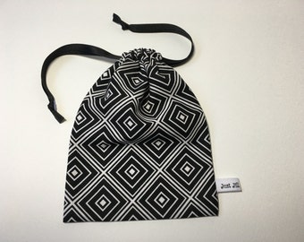 Barre Socks Bag - Grip Socks - Sticky Socks - Toe Socks - Pilates - Yoga - Cotton Drawstring Bag - Barre Clothing Accessory