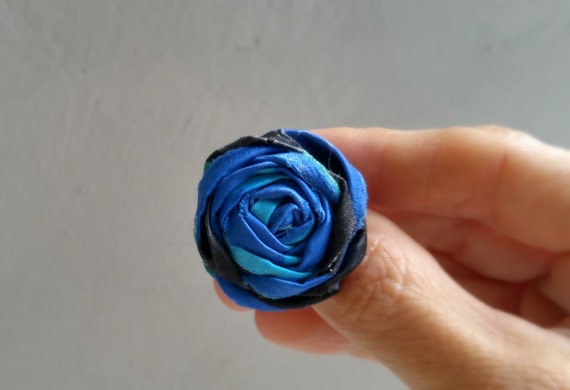 Rosette Ring, Textile Satin Blue Statement Ring, Shades of Blue Ring, Adjustable Ring, Summer Jewelry, Bridesmaid Jewelry, Boho Satin Ring