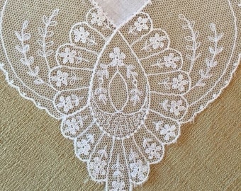 Vintage White Lace Bridal Hanky - Hankie Handkerchief