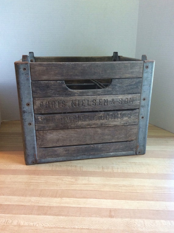 Vintage 1959 Wooden Milk Bottle Crate B