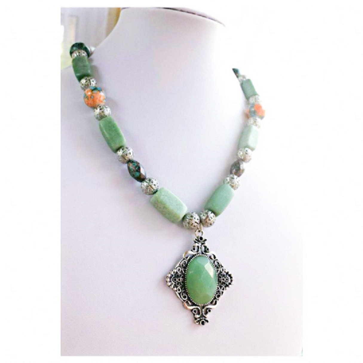 Boho green stone necklace with pendant earthy green beaded