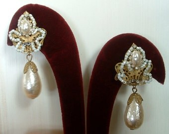 Vintage Miriam Haskell Earrings Tear Drop Large Baroque Pearl & Rhinestone Drop Dangle Chandelier Original Hand Beaded Clip On