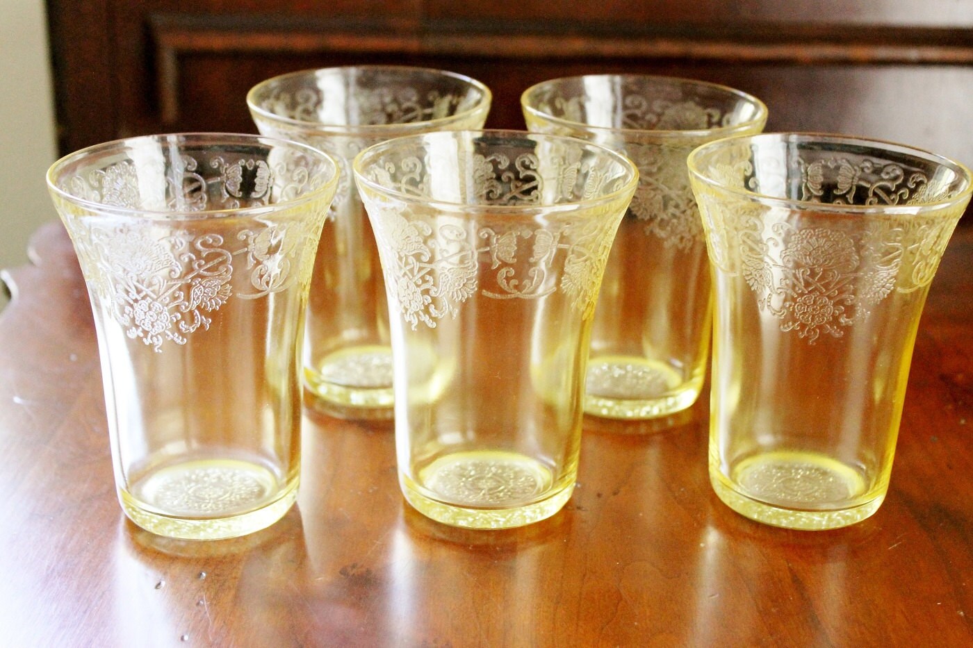 Yellow depression glass five tumblers Hazel Atlas Florentine