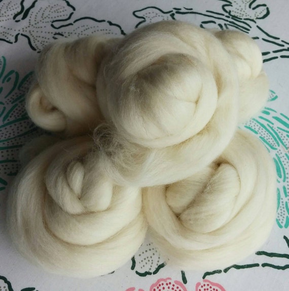 Items similar to Felting Wool, Wool Roving, Natural Unbleached White