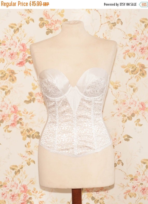 Vintage 1970s White Lace Strapless Corset. Bra by UpsideDownKisses
