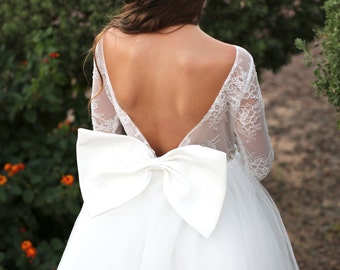 Long sleeve lace tulle flower girl/wedding dress with bow and rhinestone belt LS015