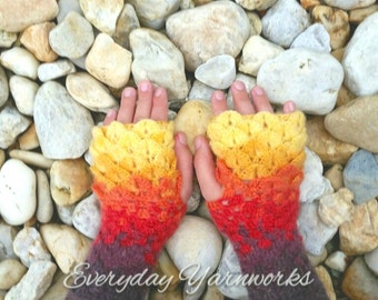 Crochet PATTERN - Dragonhart Mitts // Child L // Ladies S/M/L/XL Sport Weight // Fingering Weight // Dragon scale fingerless gloves
