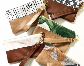 Wristlet, Leather Wristlet, Wristlet Clutch, Evening Clutch, Leather Purse, Leather Bag, Leather Wrist Bag, Evening Bag, Bridesmaid gift