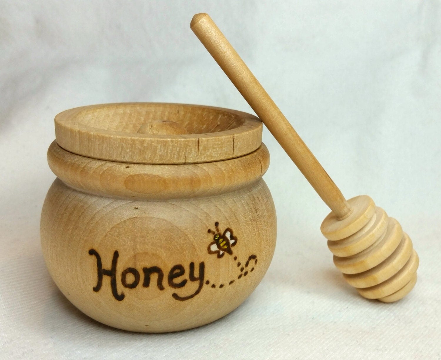 Wooden Honey Pot and Dipper with Honey Bee // Wooden Kitchen