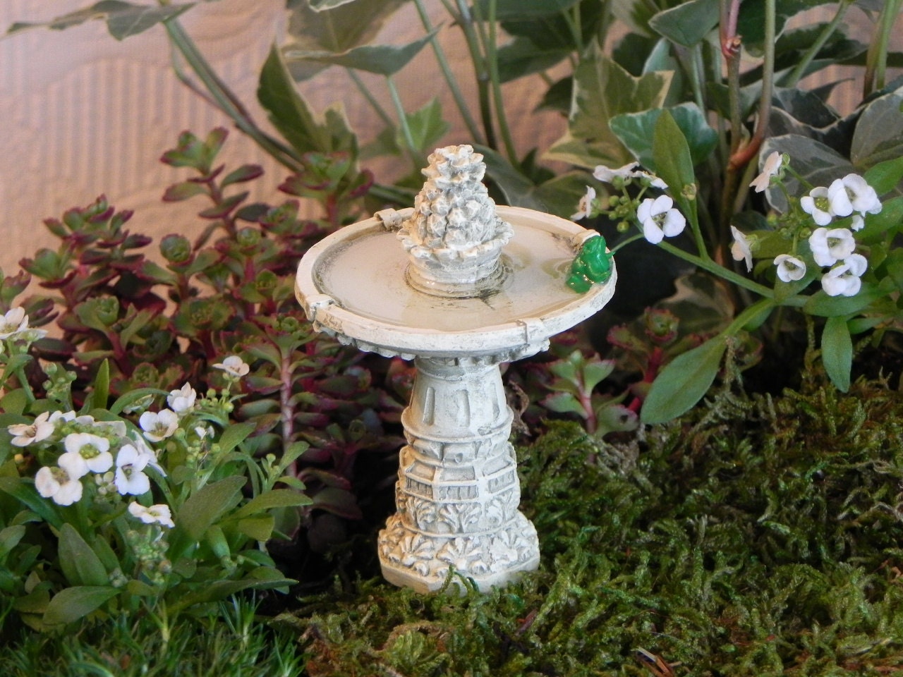 Fairy Garden accessories Fountain and water effect miniature