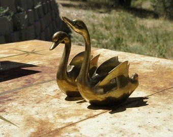 pair Vintage Brass swan planter figurines collectible knick knacks couple swans wedding decor India brass
