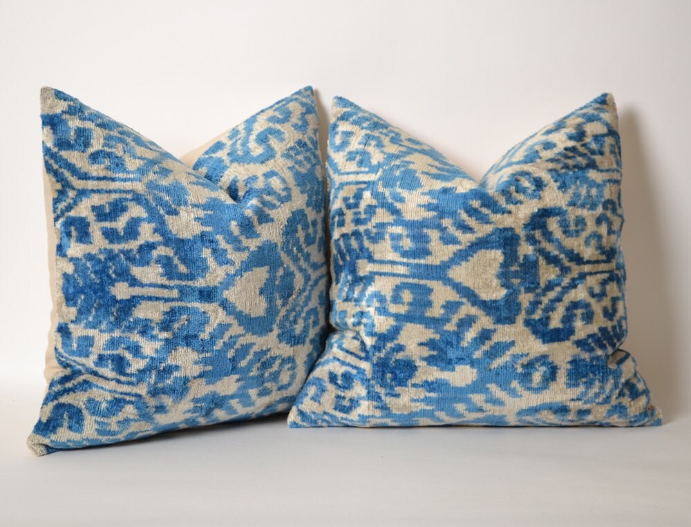 SET of 2 Ikat Pillow Covers Blue White Pillow Decorative