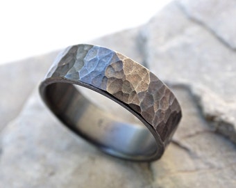 mens ring black silver, mens engagement ring silver, handmade mens wedding band silver, personalized mens ring, hammered silver ring