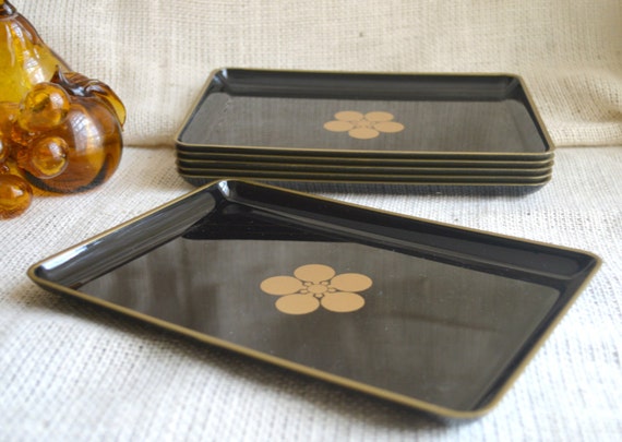 Black and Gold snack tray // vintage party trays- set of 6 // appetizer trays