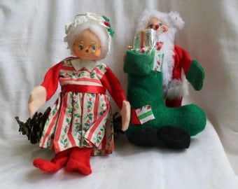 Mr and Mrs Claus, Santa Claus and Mrs Claus, Christmas Holiday Dolls 1960's
