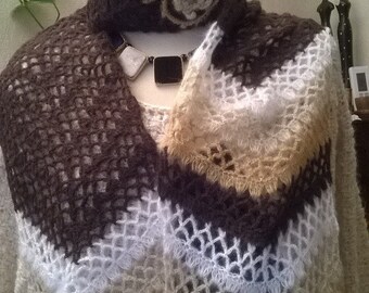Mohair and acrylic beige color Beanie and scarf set