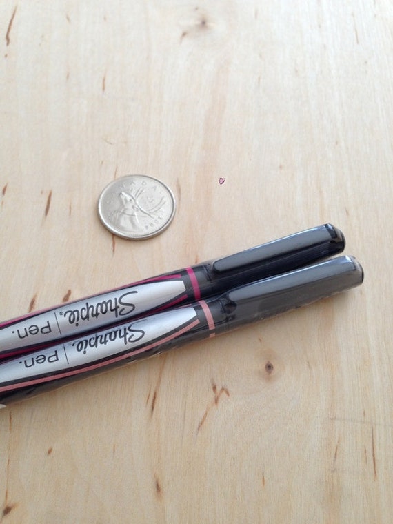 Sharpie Set of 2 fine tip pens markers hot pink and coral Made