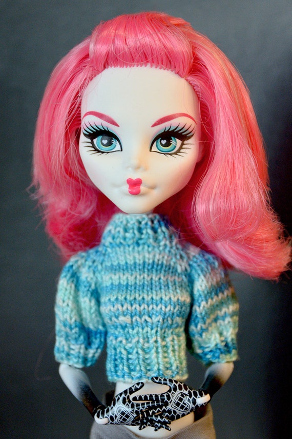 PDF Pattern High Fashion Monster Doll Clothes. by DollsDesire