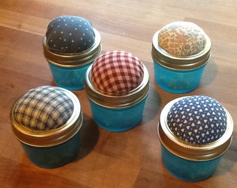 Jar Pin Cushion with Pins