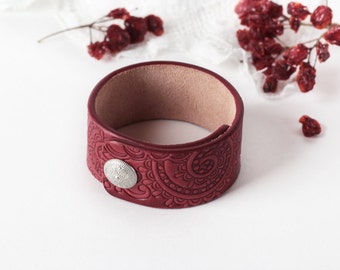 Red Leather Cuff Bracelet for Women Ladies Girls, Hand Painted Tooled Bracelet, Handmade Paisley Bracelet with snap closure, width 1.2 Inch
