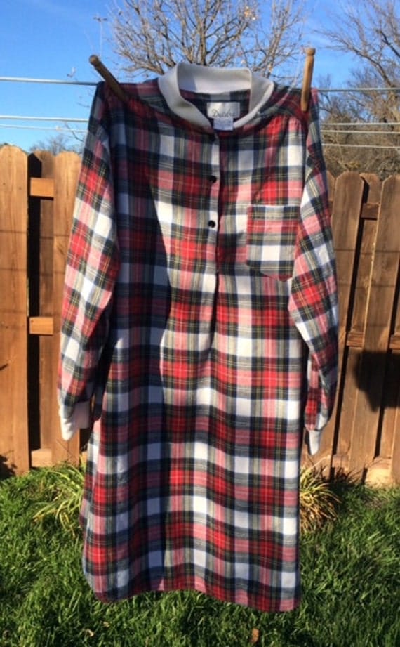 Vintage Plaid Flannel Nightgown Size M