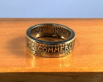 1924 Chambres de Commerce 2 Francs Gold Tone Coin Ring