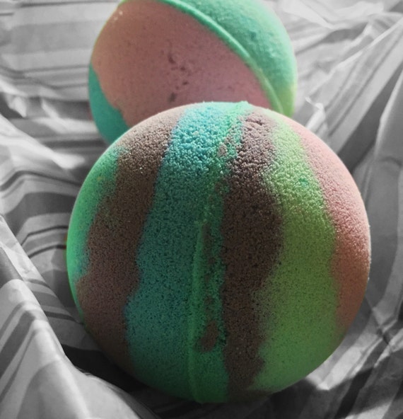 Tie Dye Bath Bombs