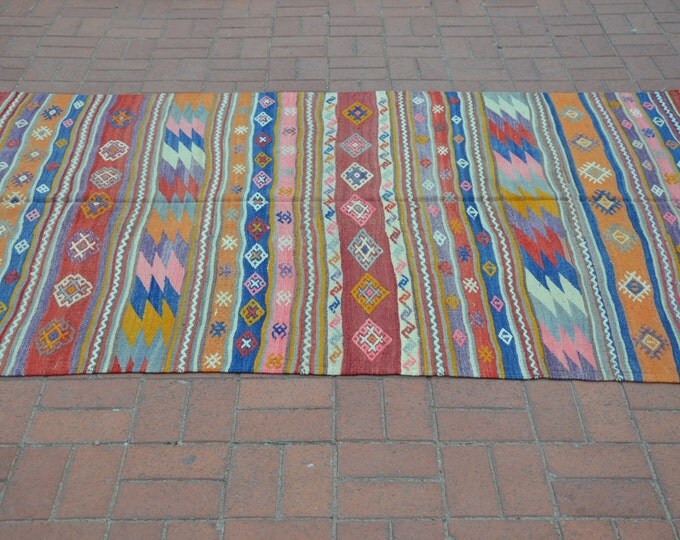 Turkish Kilim Rug, 65.6" x 92.8" / 164 x 232 cm, Vintage Kilim Rug, Tribal Rugs, Anatolian Handwoven Rug, Flatwoven Rug, Area Rug