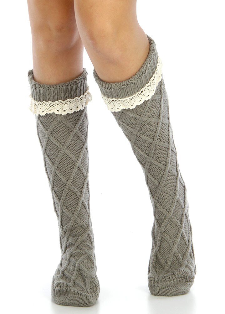 knee high non slip socks