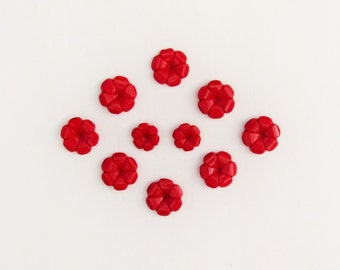 Set of vintage red glass buttons, 10 flower shaped buttons in 2 sizes