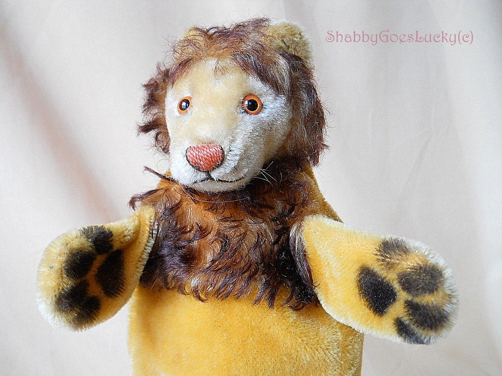 steiff lion vintage