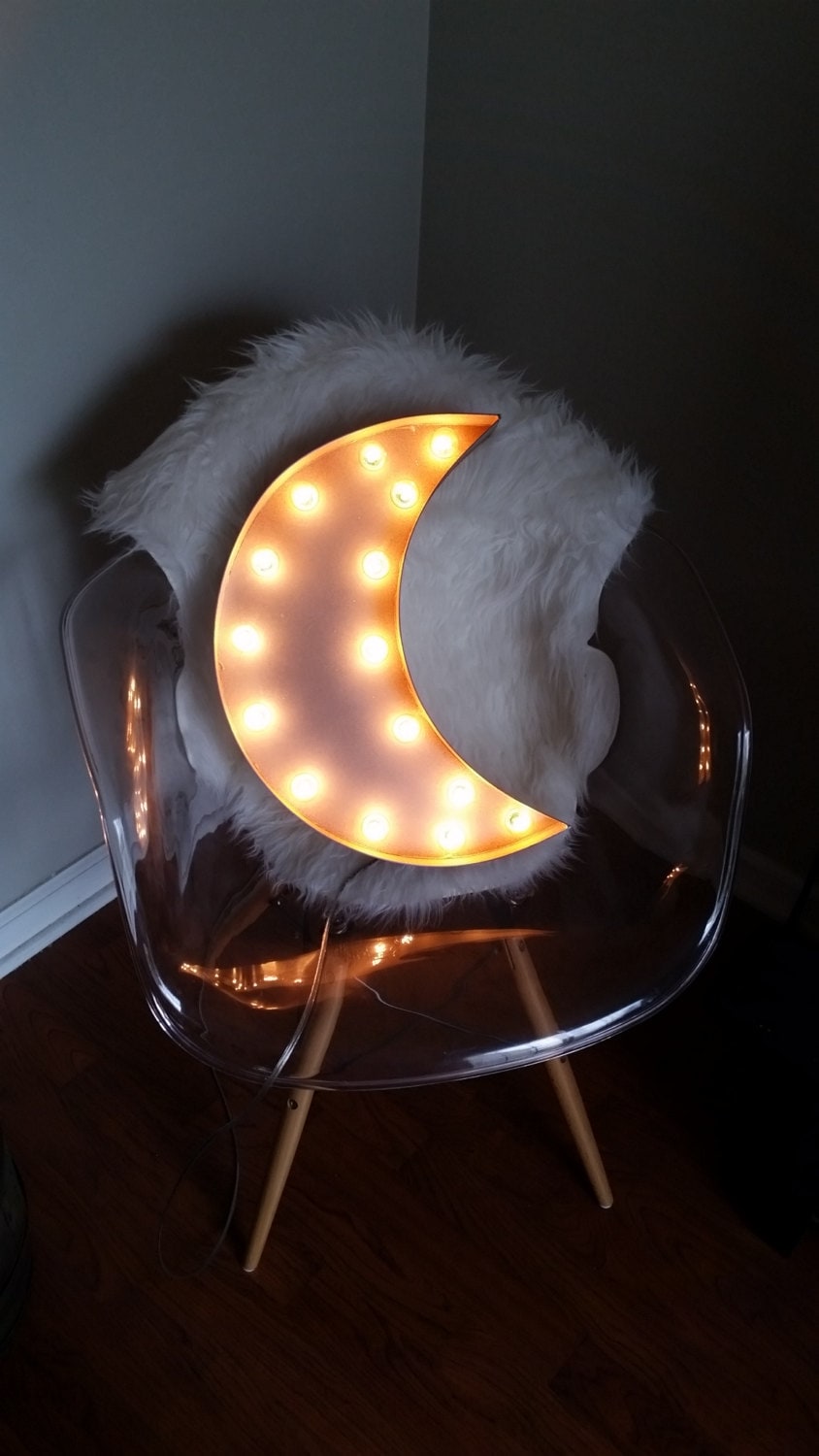 Light Up 18 Crescent Moon Marquee Sign