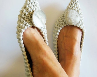 Pointed Toe Shoes, Cotton slippers, Wedding Flats, NON-SLIP, bridal shoes, Gift Wrapping, Crochet, Knitted slippers, Silver Velvet Brooch
