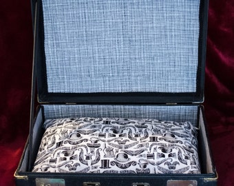 Pet Bed-Upcycled Suitcase-Cat-Dog