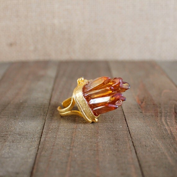 CRYSTAL CASTLE RING/// Peach Quartz Castle Point Adjustable