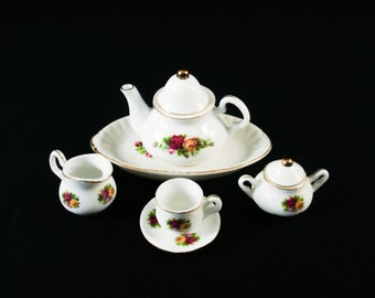 Royal Albert Old Country Roses Mini Tea Set Miniature Le Petite Tea Set - 6 pc