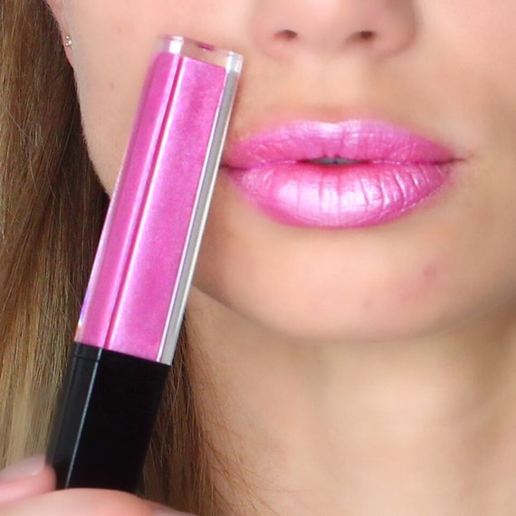 PINK MARTINI Shiny mediumdark Pink Metallic Liquid Lipstick