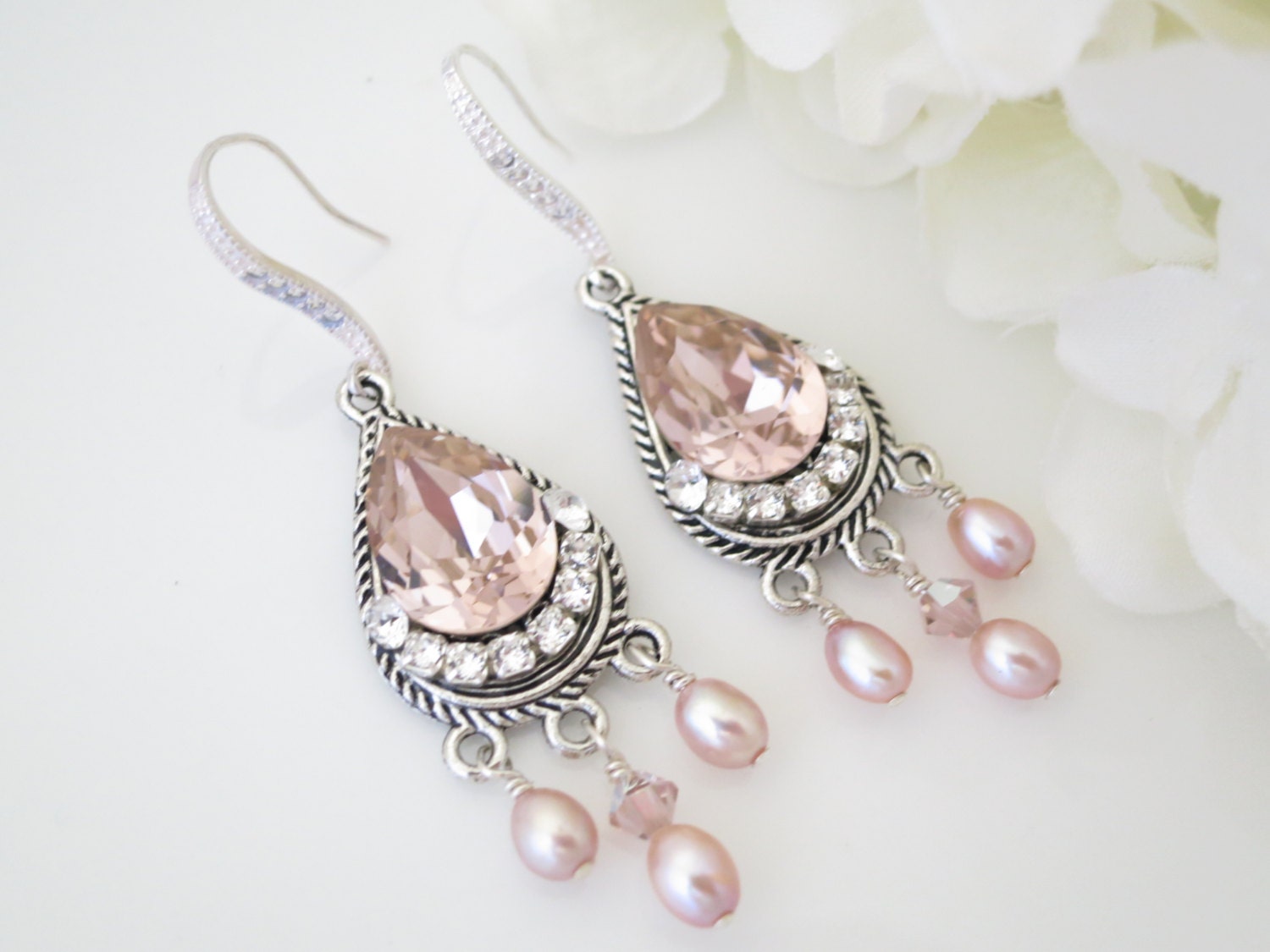 Vintage rose teardrop chandelier, Swarovski blush crystal and pearl bridal earring, Pink wedding earring