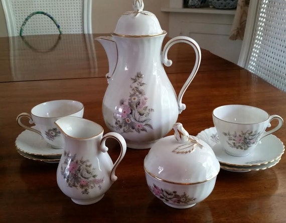 Kaiser Porcelain Set Residenz Pattern Tea Set Made In Western