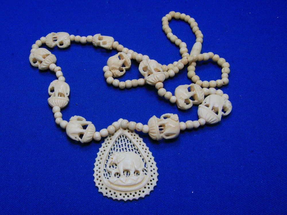elephant bead necklace