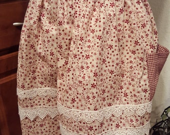 BOGO Women's " On the Prairie" half apron