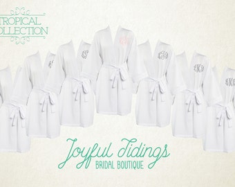 FREE ROBE Set of 7+ White Stripe Seersucker Robes, Bridesmaid’s Gift, Bridal Party Robe, Bridesmaids Robe, Wedding Robe, Bridal Robe Gown