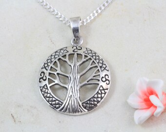 Family Tree Necklace, Sterling silver Tree of Life Necklace, Sterling Silver Mother Necklace, Grandma necklace, tree of life pendant, 2114